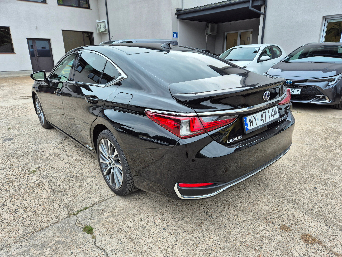 Lexus ES