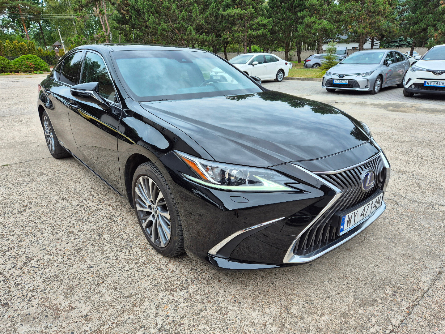 Lexus ES