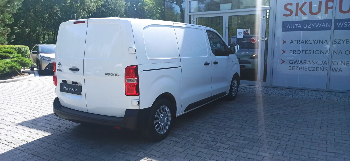 Toyota PROACE