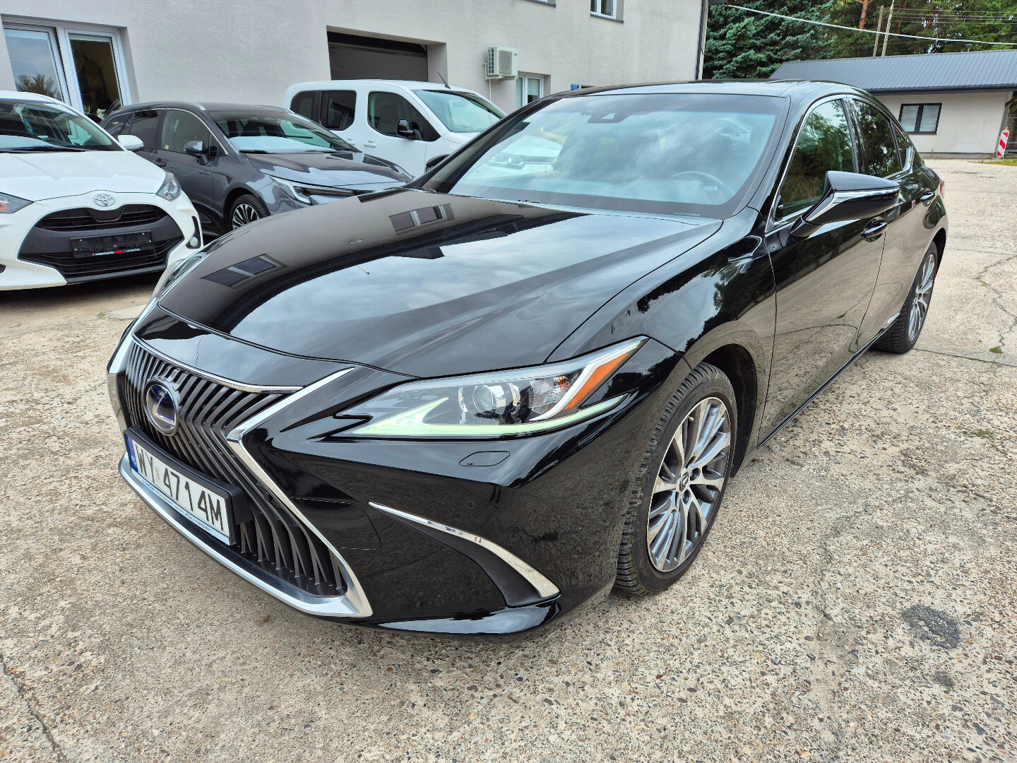 Lexus ES